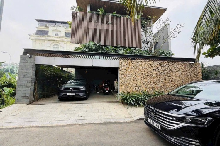 Bán biệt thự đẹp 16 đường số 69A - DT 15x18m - Hầm + 4 tầng - NTCC - Giá 69 tỷ!