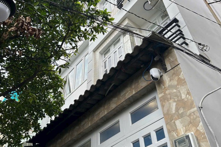 Bán CHDV 54/7 Nguyễn Thị Huỳnh - DT 4x11,5m - 4 tấm - HĐT 32tr/thg - Giá 8,5 tỷ!