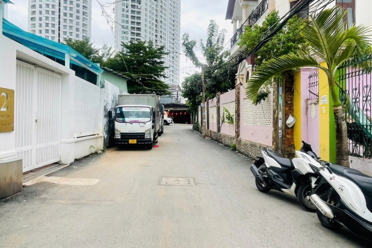 Bán đất HXH 793/57/1 Trần Xuân Soạn - DT 12,7x25m - GPXD Hầm + 7 tầng - Giá 58 tỷ!