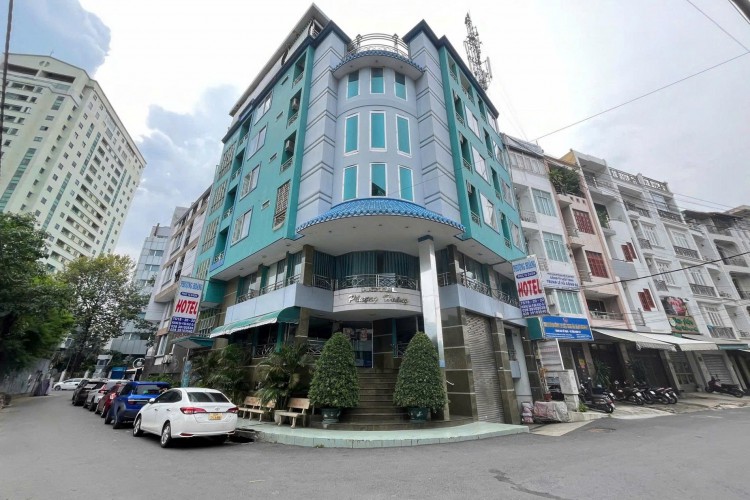 Bán KS góc 2MTKD 75/18-20-22 Hoàng Sa - DT 12x15m - Hầm + 7 tầng thang máy - Thu nhập 400tr/thg - Giá 105 tỷ!