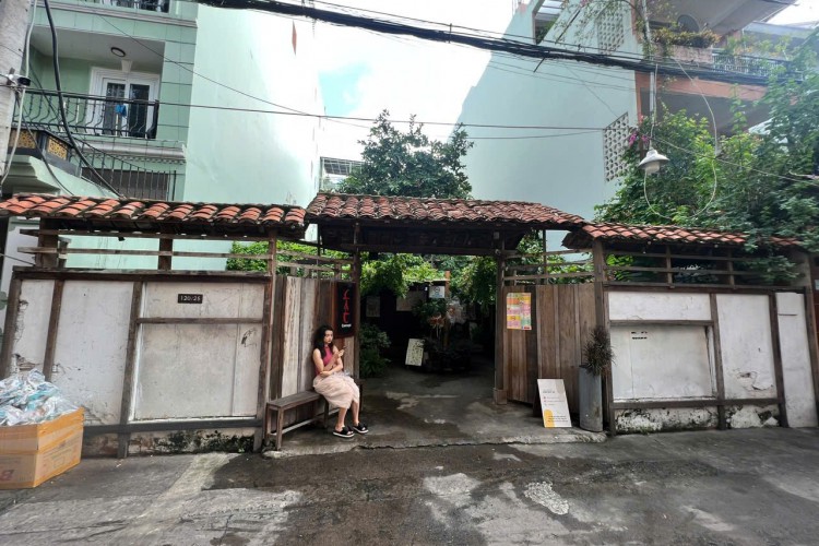 Bán nhà 120/25 Trần Bình Trọng - DT 10x20m - Cấp 4 sân vườn - Giá 29 tỷ!
