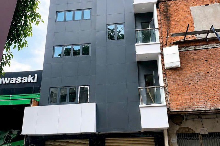 Bán nhà 123A-123Bis Lê Thị Riêng - 8x15m - 6 tấm - HĐT 140tr/thg - Giá 75 tỷ!