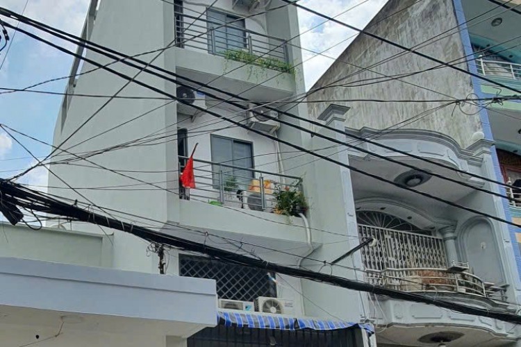 Bán nhà 127/27 Âu Cơ - DT 3,2x20m - 5 tầng - Hẻm 10m - Giá 10,5 tỷ!
