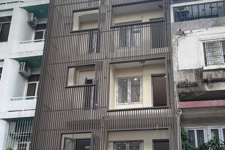 Bán nhà 127B-127C Trần Quang Khải - 6,8x15,5m - 4 tầng - KT 150tr/thg - Giá 82,5 tỷ!