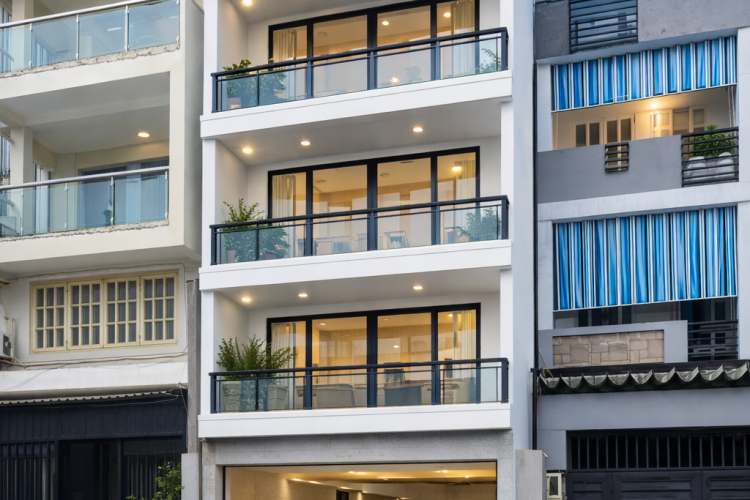 Bán nhà 132 Nguyễn Chí Thanh - DT 4,5x19m = 88m2 - 3 tấm cũ - Giá tốt 16,9 tỷ!