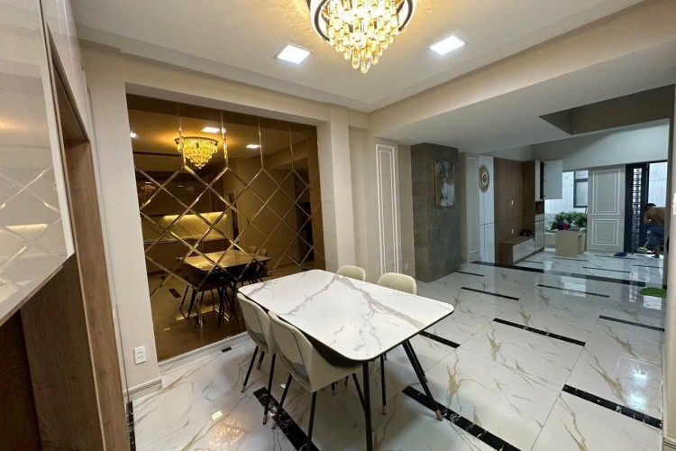 Bán nhà 143/8 Lê Thị Riêng - DT 6x12m - 4 tấm nhà đẹp - Giá 16,8 tỷ!