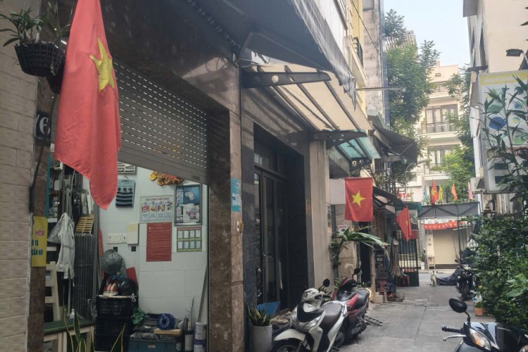 Bán nhà 1/6 Phan Văn Trường - 4x15m - 4 tấm - Giá 18 tỷ!