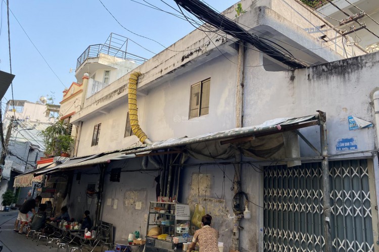 Bán nhà 17 Công Chúa Ngọc Hân - 6,2x13m - 3 tấm - Giá 12,5 tỷ!