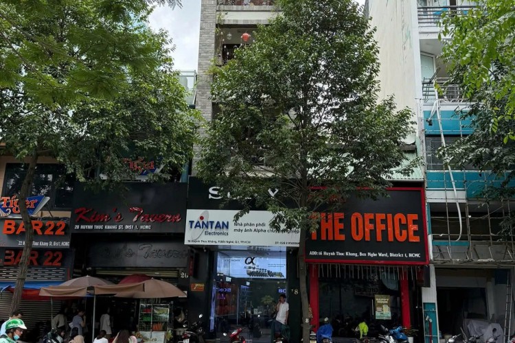 Bán nhà 18 Huỳnh Thúc Kháng - DT 4,2x16m - 6 tầng - Giá 80 tỷ!