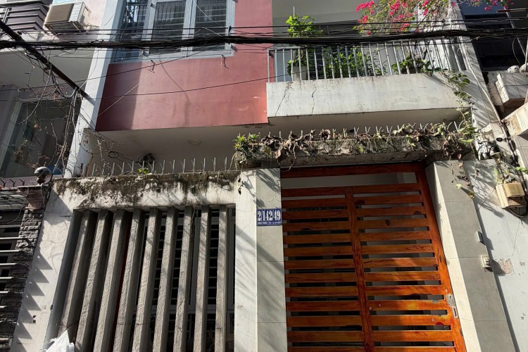 Bán nhà 2/142/49 Thiên Phước - DT 5,7x9,5m - 4 tấm - Giá 9,6 tỷ!