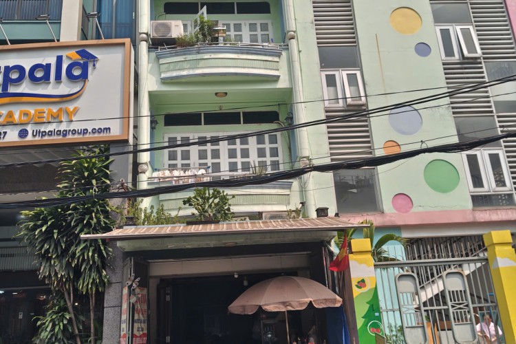 Bán nhà 22 Đông Hồ - DT 4x19m - 4 tấm - Giá 22 tỷ!