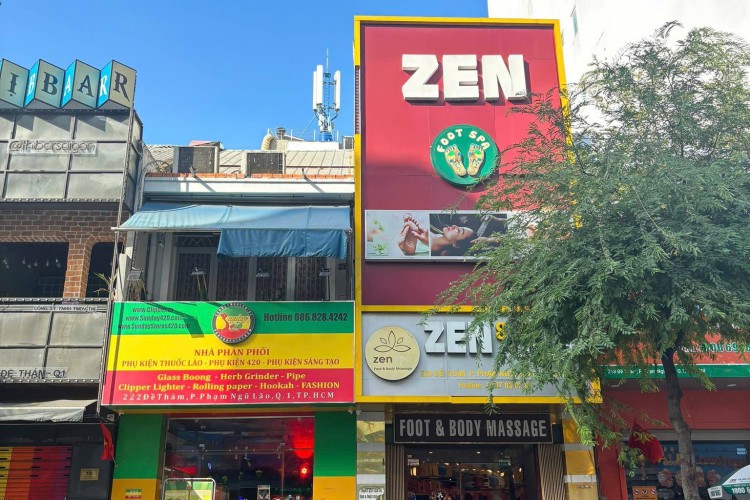 Bán nhà 220-222 Đề Thám - DT 8x23m - Một lầu - Giá 140 tỷ!