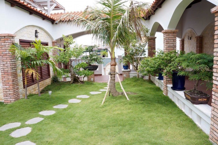 Bán nhà 27A Thạch Thị Thanh - 9,9x23m - 4 tấm sân vườn - Giá 125 tỷ!