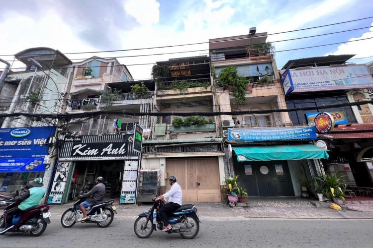 Bán nhà 2MT trước sau 79 Thăng Long - DT 4,95x24m - 4 tầng - Giá 24 tỷ!