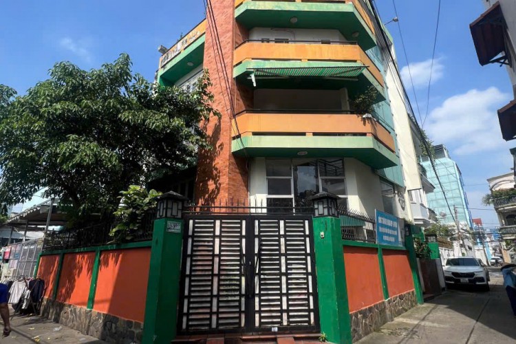 Bán nhà 349/155 Lê Đại Hành - DT 11,5x16m - 4 tấm - Giá 40 tỷ!