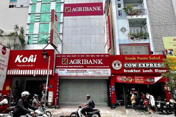 Bán nhà 455-455A Sư Vạn Hạnh - 5,7x23m - 3 tầng - HĐT 120tr/thg - Giá 75 tỷ!