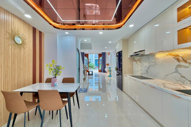 Bán nhà 578/36/2A-1 Lê Quang Định - DT 4x12,5m - 5 tầng - Giá 10,5 tỷ!