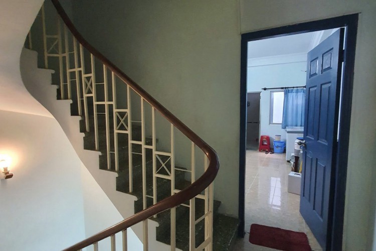Bán nhà 6 Hoa Sứ - 4x15m - 4 tấm - HĐT 25tr/thg - Giá 28 tỷ!