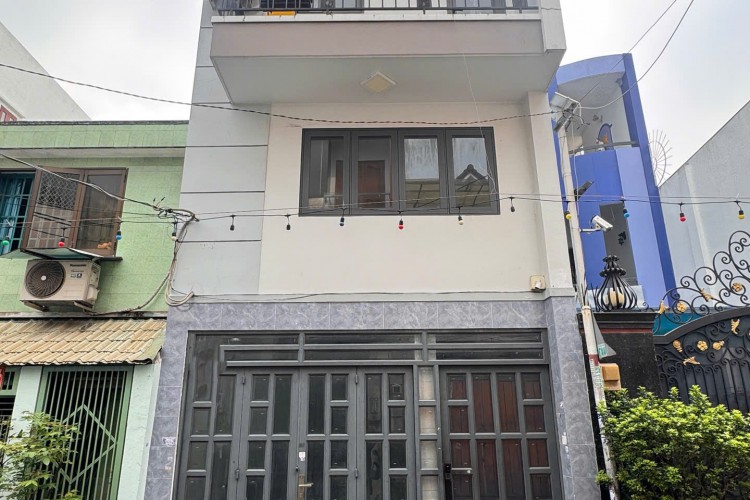 Bán nhà 71/25 Trịnh Đình Trọng - 4,5x34m - 5 tấm 16PN - KT 70tr/thg - Giá 17,3 tỷ!