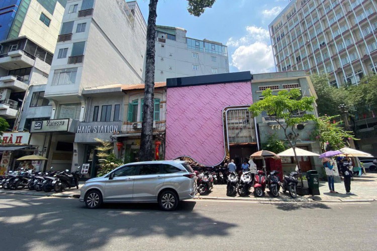 Bán nhà 75Bis-77 Hàm Nghi - DT 8,2x19m - 2 lầu - Giá 385 tỷ!