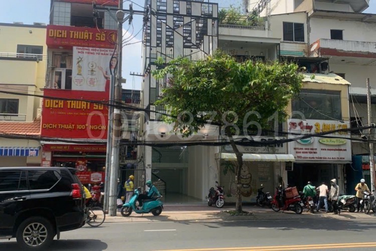 Bán góc đẹp 2MTKD 189 Cách Mạng Tháng 8 - DT 4x16m - 4 tầng mới 100% - Giá 27 tỷ!
