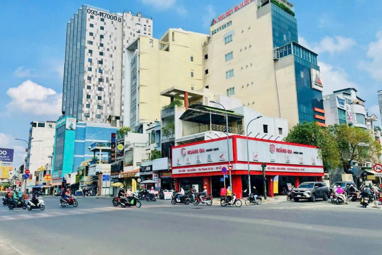 Bán nhà góc 2MTKD 40-42 Phan Đăng Lưu - DT 10x17m - 3 tấm - HĐT 170tr/thg - Giá 75 tỷ!