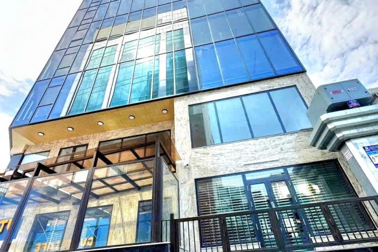 Bán nhà góc 2MTKD 84 Huỳnh Văn Bánh - DT 14x25m - 2 hầm + 11 tầng - Giá 350 tỷ!