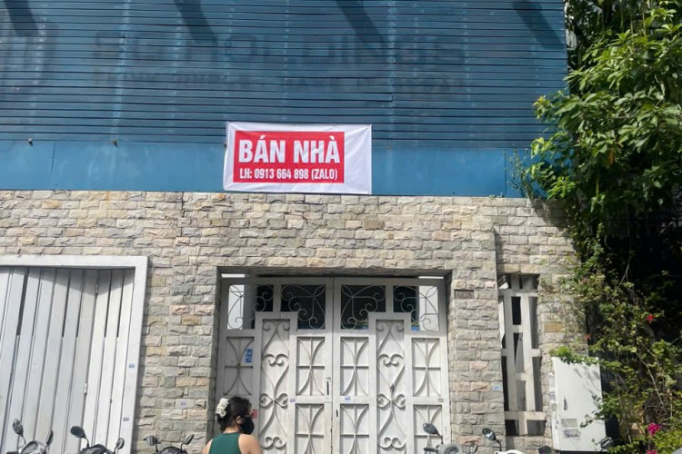 Bán nhà MTKD 163 Hoa Lan - DT 8x18m - Hầm + 3 tầng - Giá 60 tỷ!