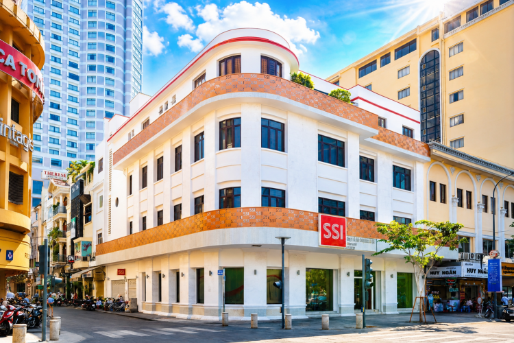 Bán tòa góc 72 Nguyễn Huệ - 18x26m - 3 tầng - HĐT 1,3 tỷ/thg - Giá 2.000 tỷ!