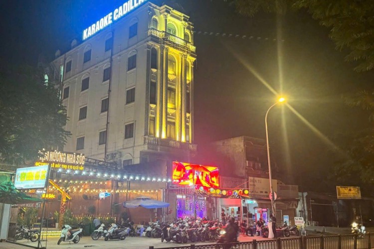 Bán tòa MTKD 1388 Lê Đức Thọ - DT 5,8x26m - 6 tầng thang máy - HĐT 105tr/thg - Giá 35 tỷ!