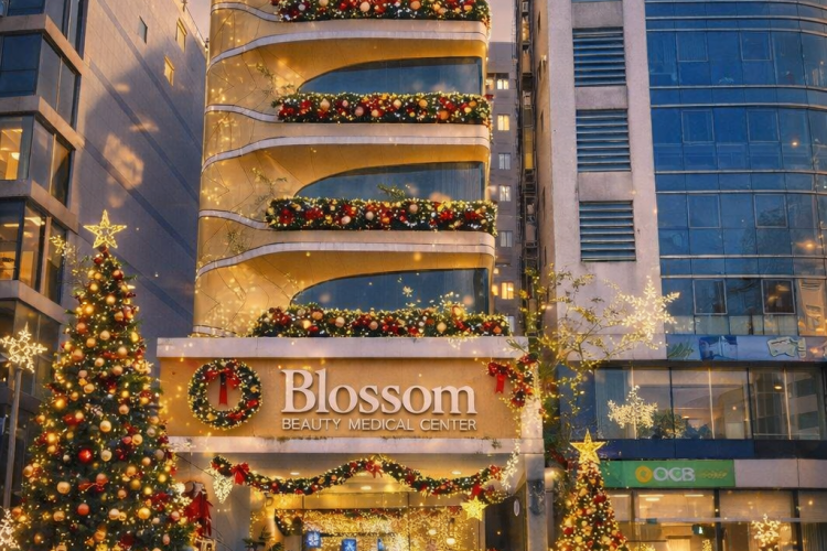 Bán toà nhà 119-121 Võ Văn Tần - DT 8x24m - Hầm + 9 tầng - HĐT 570tr/thg - Giá 250 tỷ!