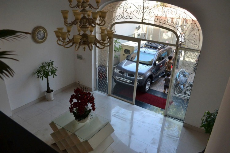 Bán toà nhà 14 Võ Trường Toản - DT 7,15x35m - 8 tầng - 23 CHDV - HĐT 2 tỷ/năm - Giá 65 tỷ!