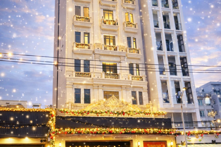 Bán toà nhà 1502 Huỳnh Tấn Phát - DT 12x39m - Hầm + 8 tầng - KT 800tr/thg - Giá 195 tỷ!