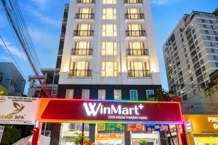 Bán tòa nhà 330 Nguyễn Thượng Hiền - 12,4x21m - Hầm 7 tầng - 2.200m2 sàn - KT 400tr/thg - Giá 115 tỷ!