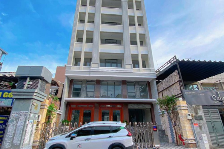 Bán toà nhà 347 Nguyễn Trọng Tuyển - 10x26,5m - Hầm 7 tầng - Giá 150 tỷ!
