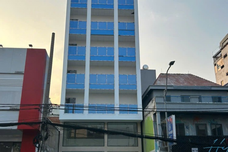 Bán tòa nhà 5 Đinh Bộ Lĩnh - DT 8x28m - Hầm + 8 tầng - HĐT 180tr/thg - Giá 76 tỷ!