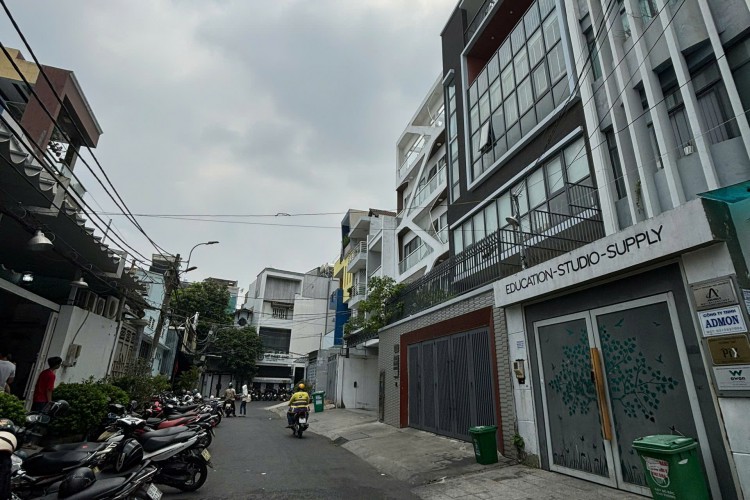 Bán tòa nhà 69/2/9-9A Nguyễn Gia Trí - DT 8x23m - Hầm + 5 tầng - HĐT 170tr/thg - Giá 58 tỷ!