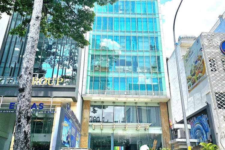 Bán toà nhà 93 Cao Thắng - DT 11x40m - Hầm + 11 tầng - HĐT 850tr/thg - Giá 400 tỷ!